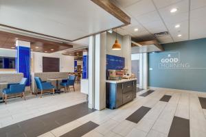 Imagen de la galería de Holiday Inn Express & Suites - Denton South, an IHG Hotel, en Denton