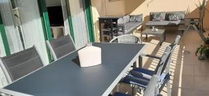 Posedenie v ubytovaní Judith Apartment-Lovely duplex in Benalmadena