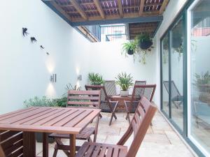 Gallery image of Santos Stylish Cozy Apt – AC_Green Terrace in Lisbon
