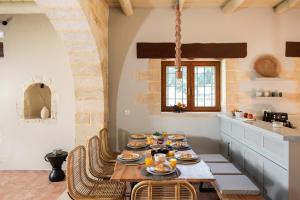 Gallery image of Prinus Country Retreat Apokoronas, heated pool, 13km from the sea in Embrósneros