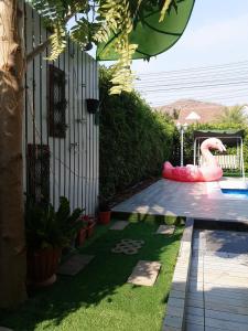 Bazén v ubytování Little home poolvilla nebo v jeho okolí