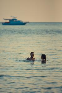 Ospiti di Hidden Beach Resort
