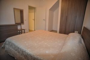 Gallery image of Coastal Cliff, Amalfi 2 in Pianillo