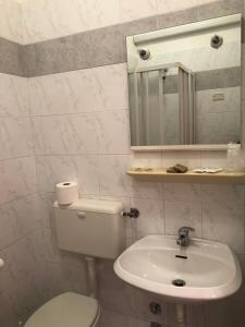 Fotografie z fotogalerie ubytování Da Nando Antica Osteria Hotel v destinaci Godi