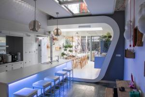 Ruang duduk di PLANT BASED b&b central Bruges