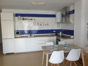 Kuchyňa alebo kuchynka v ubytovaní Apartamento Conil, perfecta ubicación