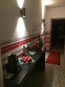 Η κουζίνα ή μικρή κουζίνα στο Central Hotel +28 φωτογραφίες