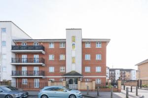 Gallery image of Suites by Rehoboth - Abbey Wood Station - London Zone 4 in London