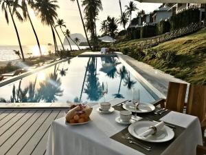 Bazén v ubytování Saengsuree Villas Koh Yao Yai nebo v jeho okolí