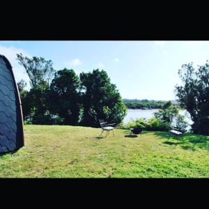 Taman di luar River & Trail Camping Pod