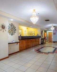 The lobby or reception area at Baymont by Wyndham Hinesville Fort Stewart Area