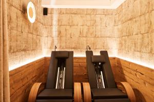 Posilňovňa alebo fitness centrum v ubytovaní Camping Dreiländereck Blockhütten & Apartments