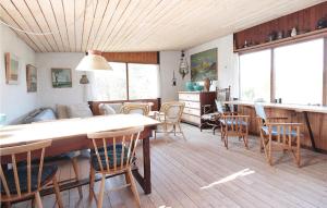 Posezení v ubytování Holiday Home Nørre Nebel 3