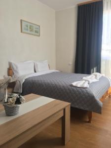 Postel nebo postele na pokoji v ubytování Holiday guest house KEMO