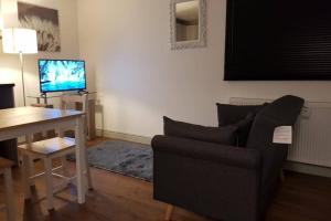 Beautiful Apartment near it all with free wifi