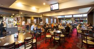 Restaurace v ubytování Nightcap at Keysborough Hotel