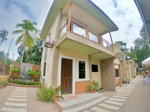 Gallery image of Mifaña Suites - Panglao Island in Dauis