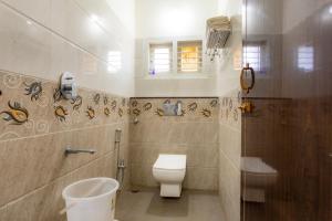 Ένα μπάνιο στο Orchid Elite Service apartments +32 φωτογραφίες