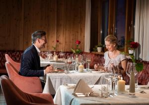 Huéspedes de Hotel Alpenhof