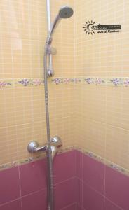A bathroom at Residence Marina di Carlino Tourist Még 21 kép