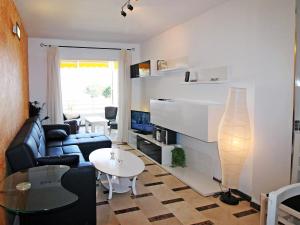 Et opholdsområde på Apartment Sol Y Mar by Interhome