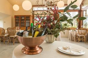 Nápoje v ubytování Hotel Mas Bosch 1526