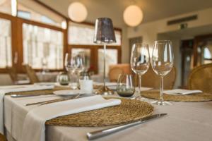 Nápoje v ubytování Hotel Mas Bosch 1526