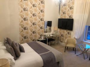 Postel nebo postele na pokoji v ubytování Avonbridge Hotel