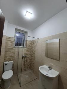 ARISTOCRAT CENTRAL tesisinde bir banyo