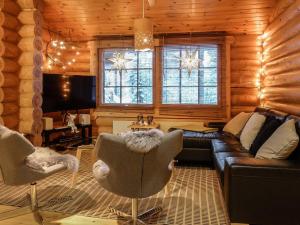 Et opholdsområde på Holiday Home Pasyni by Interhome