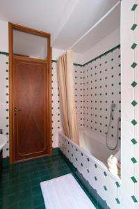 A bathroom at Ca degli Angeli