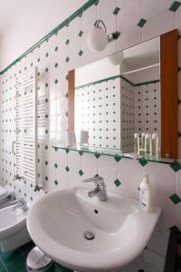 A bathroom at Ca degli Angeli