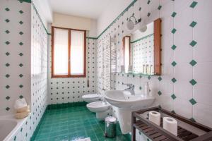 A bathroom at Ca degli Angeli Még 30 kép