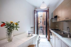 A kitchen or kitchenette at Ca degli Angeli