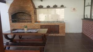Nhà bếp/bếp nhỏ tại Pousada Solar Tropical