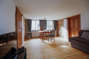 Fotografie z fotogalerie ubytování JH4 Stadthaus mit 4 Wohnungen im Jüdischen Viertel v destinaci Hohenems