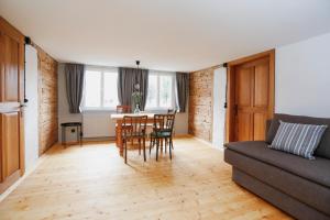 Fotografie z fotogalerie ubytování JH4 Stadthaus mit 4 Wohnungen im Jüdischen Viertel v destinaci Hohenems
