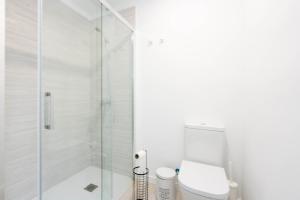 Ένα μπάνιο στο Edificio Príncipe +67 φωτογραφίες