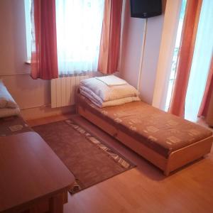 Posteľ alebo postele v izbe v ubytovaní Kwatery pod Doliną