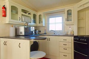 Kuchyň nebo kuchyňský kout v ubytování Coosewartha Countryside Holiday Rental