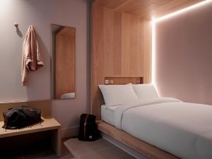 Zedwell Piccadilly Circus客房内的一张或多张床位