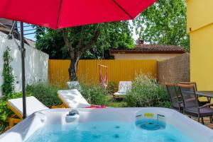 Fotografie z fotogalerie ubytování ECO APARTMENT NIK A2+2 FOR 4 PAX IN THE NATURAL ENVIRONMENT OF POREC v destinaci Nova Vas