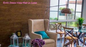 EuVe Ocean View Flat in Lima的休息区