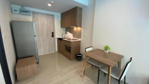 Η κουζίνα ή μικρή κουζίνα στο La Casita pool access condo HuaHin