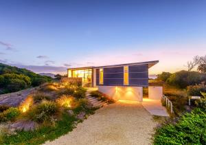 Gallery image of Cloudy Bay Beach House in South Bruny