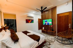 TV a/nebo společenská místnost v ubytování Maneh Villa Langkawi - Private Pool