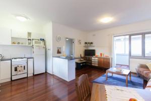 Gallery image of B7 Crawley Apartment 1 BRM & Sleepout near UWA in Perth