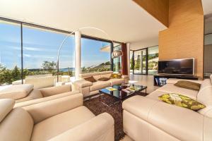 Galería fotográfica de Golden Rays Luxury Villas & Apartments en Primošten