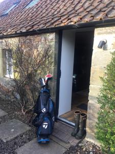 Gallery image of Beautifully Renovated Self-Contained Farm Cottage - close to beaches, North Berwick and the Golf Coast in North Berwick