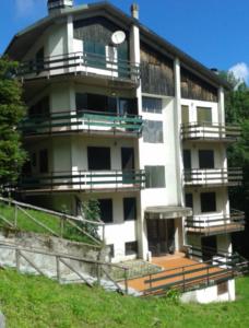 The building in which Az apartmant is located